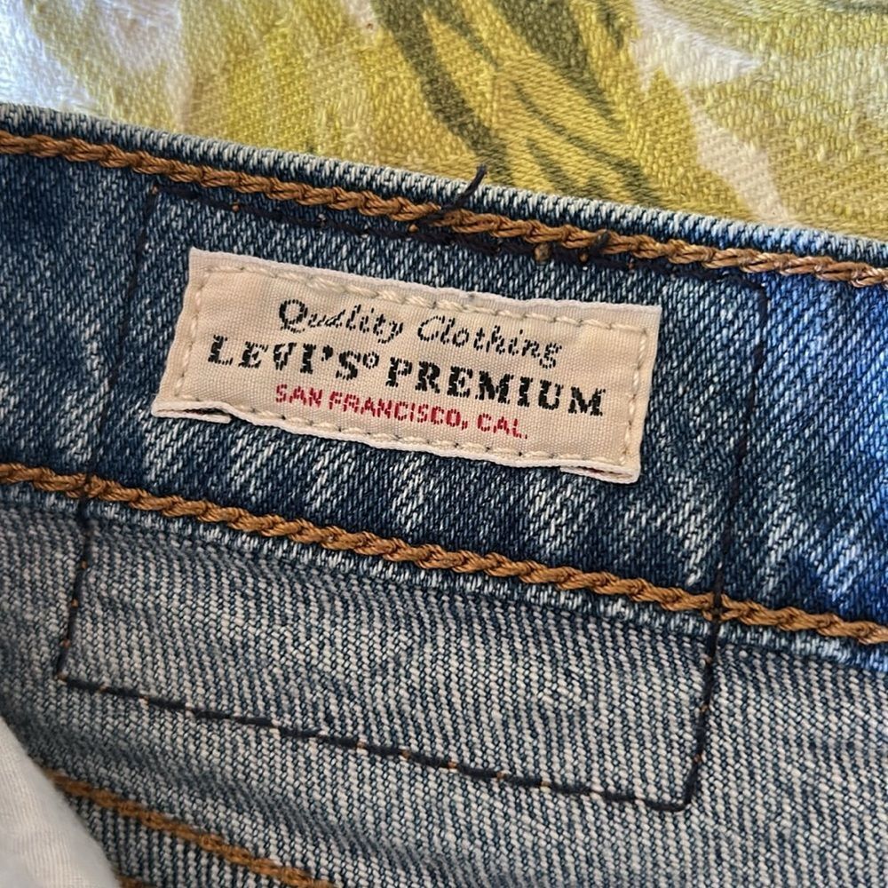 Levi’s Wedgie Straight Button Fly Classic Blue Mom Jeans Size 24 - Picture 12 of 14